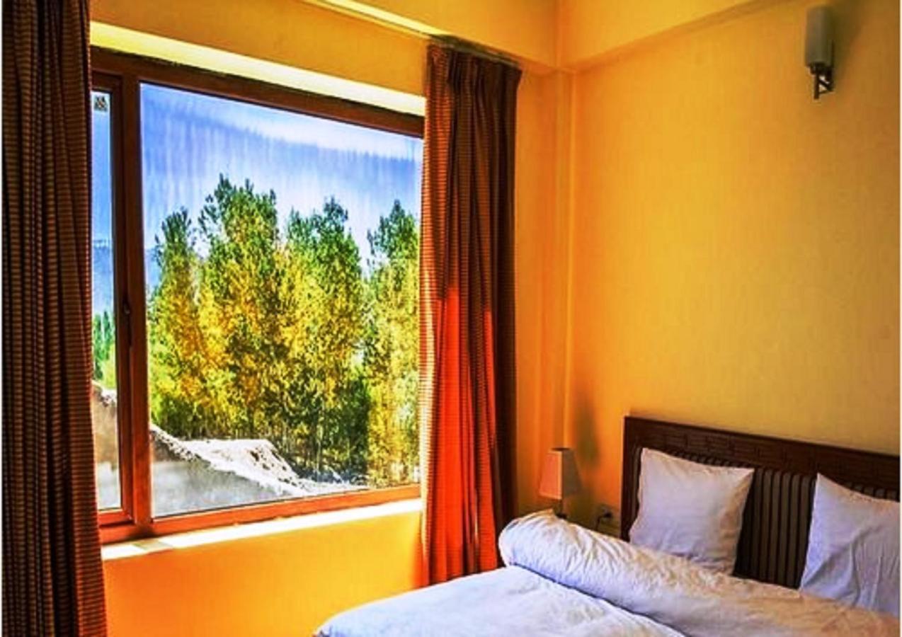 หิมาลายัน เรซิเดนซี Hotel เลห์ ภายนอก รูปภาพ